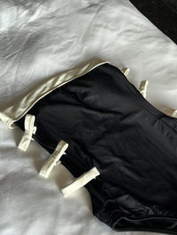 maiô laços preto e branco 1557 kopsch