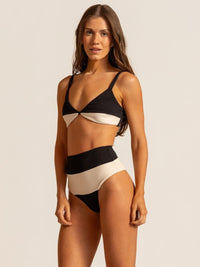top crop preto e branco 4104 lefah
