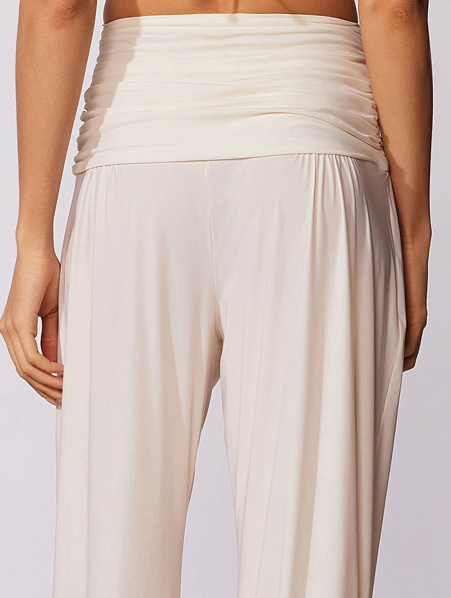 calça cenoura off white lune 18136 cia marítima