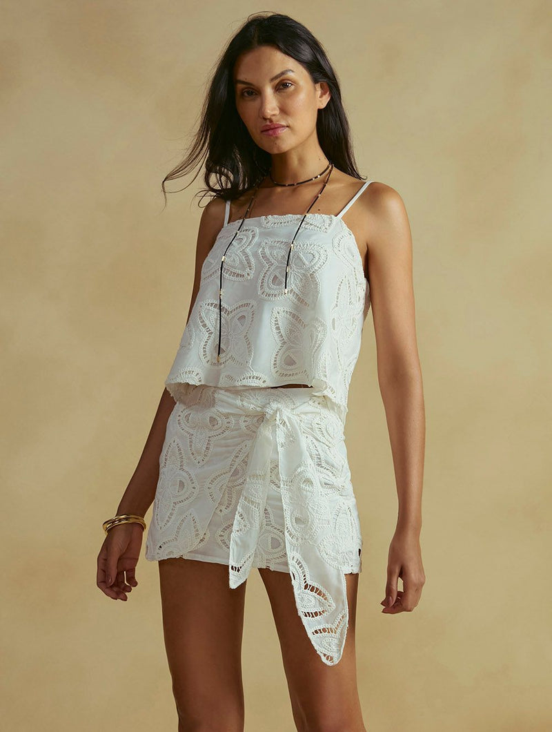 blusa e saia off white 20233 cia marítima