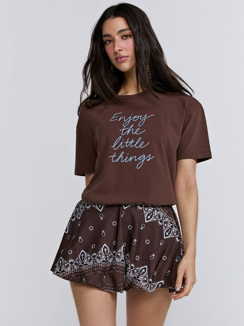 camiseta e saia balonê bandana brown BL01 SA07 triya