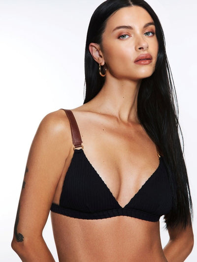 top triângulo selle chanel preto 2104 lefah