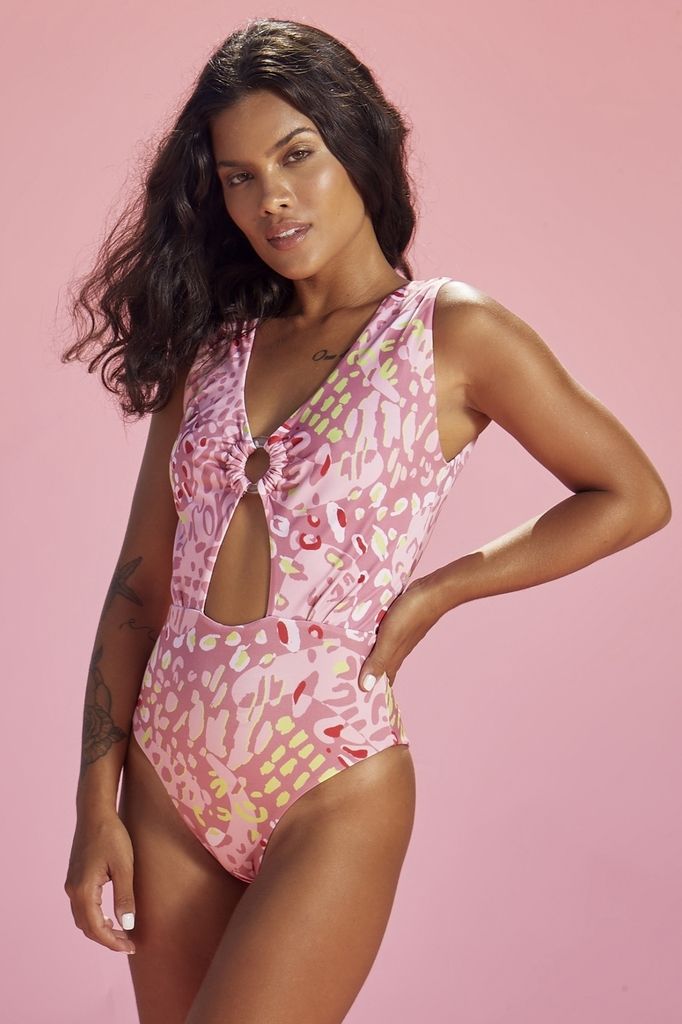 body argola cut out pink ounce 2170 feline by preta gil