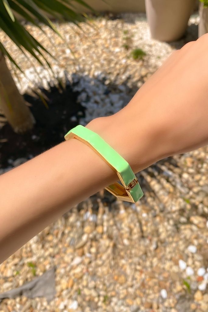 pulseira verde e dourada silvia 26621 mariana amaral