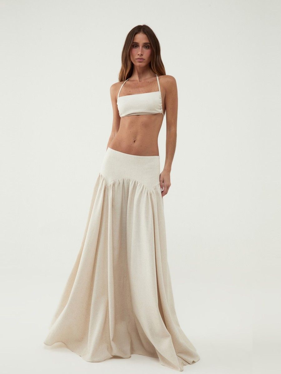conjunto top e saia bege valquiria 0398 oásis resortwear