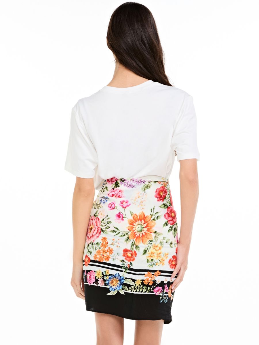lenço floral multicolor AC25 triya
