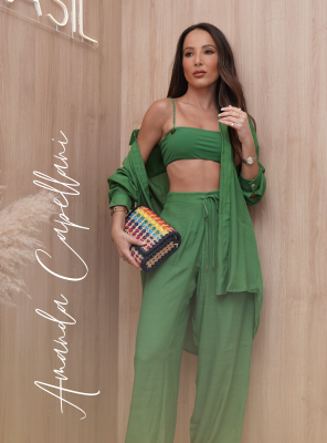 Amanda Capellani's Looks